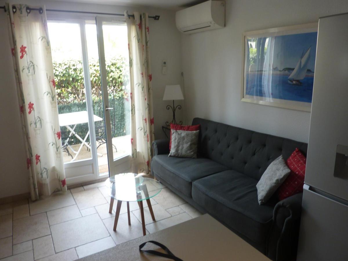 Vila Mas Provencal Le Lavandou Exteriér fotografie